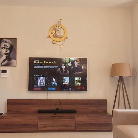 One Elegant 1Bhk Apartment In Muscat Bay 02 Eksteriør bilde