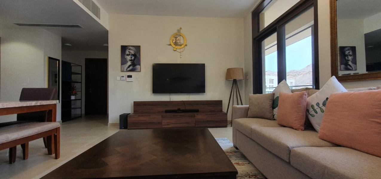 One Elegant 1Bhk Apartment In Muscat Bay 02 Eksteriør bilde